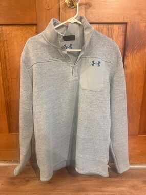 Under Armour Light Gray Heather Quarter-Snap Pullover, size large